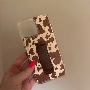 Cow Print walli iPhone 14 PM case